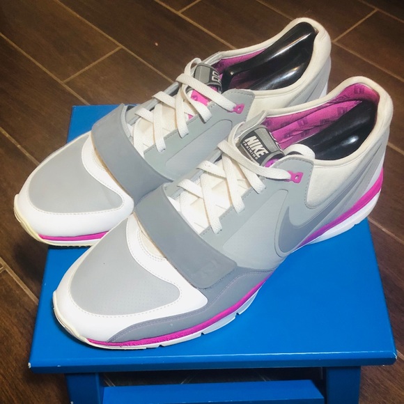 Nike 407867-101 Women's Air Max Trainer Pink US 15 - Picture 1 of 8